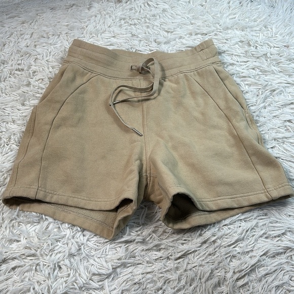 lululemon athletica Pants - Lululemon Scuba High-Rise Short 5" Trench